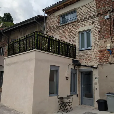Appartement Jacuzzi 2 Places, Terrasse, Bord Riviere D'ain Varambon